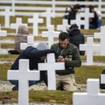 Los familiares de caídos en Malvinas visitaron el cementerio de Darwin