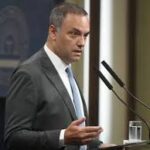 Adorni: “Tus dólares, tu decisión”