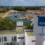 Privatización de AySA: Un banco tasará acciones para avanzar con la operación.