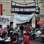 Estudiantes de la UBA tomaron la facultad de Filosofía y Letras en rechazo al veto de Milei