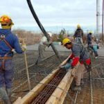 Crisis en la construcción: 120.000 empleos perdidos por obra pública frenada.