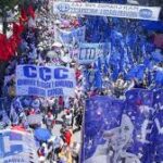 La CGT marcha en contra de la reforma laboral y el Gobierno asegura que aplicará el protocolo antipiquetes