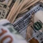 El Gobierno enfrenta el dilema de aumentar las tasas o dejar que suba el dólar