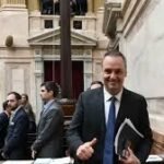 El oficialismo frenó la sesión del Senado para eludir la interpelación a Manuel Adorni