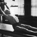 Joseph Pilates y su legado: ‘Los hábitos incorrectos son la causa de muchas dolencias’
