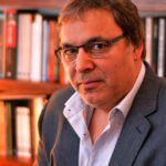 Gabriel Rolón reflexiona sobre el amor y la condición humana