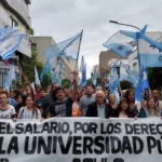 El Gobierno aseguró que cumple con los pagos a las universidades mientras crece el conflicto salarial