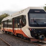 El tren solar que recorre la Quebrada de Humahuaca y recuperó un ramal ferroviario después de 30 años