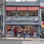 Cierra una tradicional juguetería y el sector advierte por la caída del consumo y la competencia importada