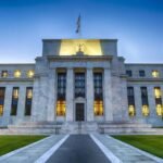 La Fed mantuvo las tasas de interés y crece la preocupación por el impacto en el riesgo país argentino